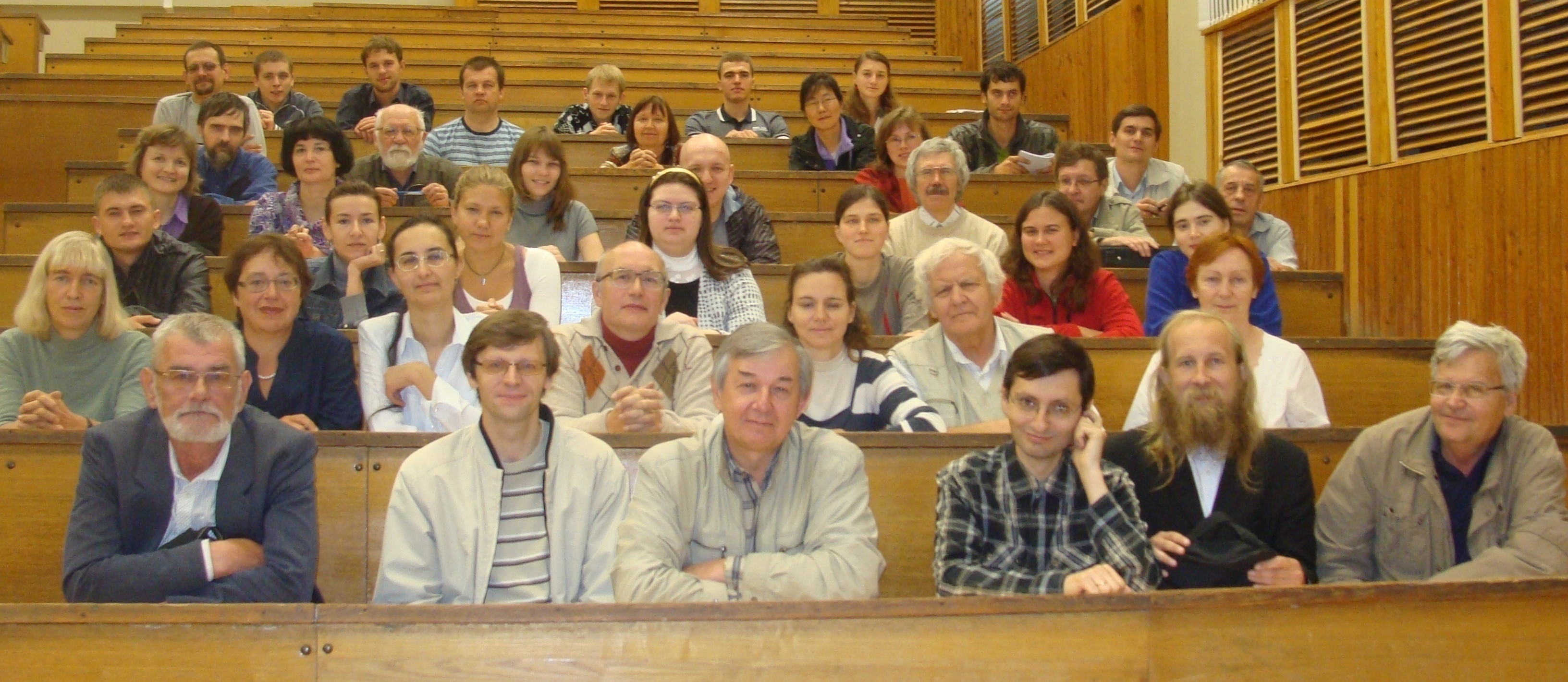 Преподаватели кафедры высшей математики физического факультета в 2011-м году